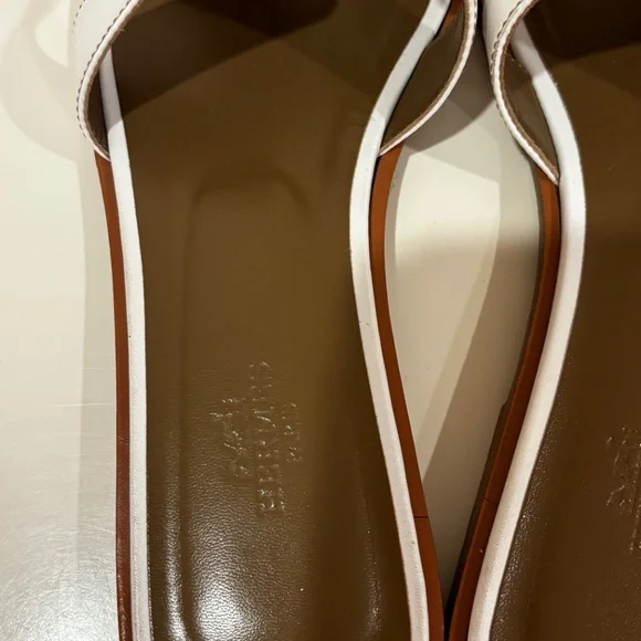 Hermes White Leather Sandals with Iconic H Design - Picture 3 of 6